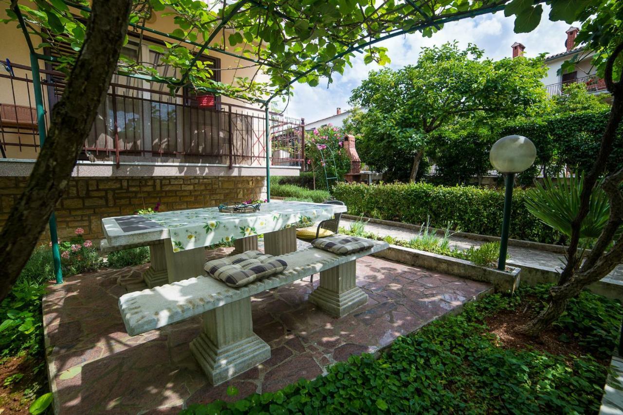 Apartments Marija Пореч Экстерьер фото
